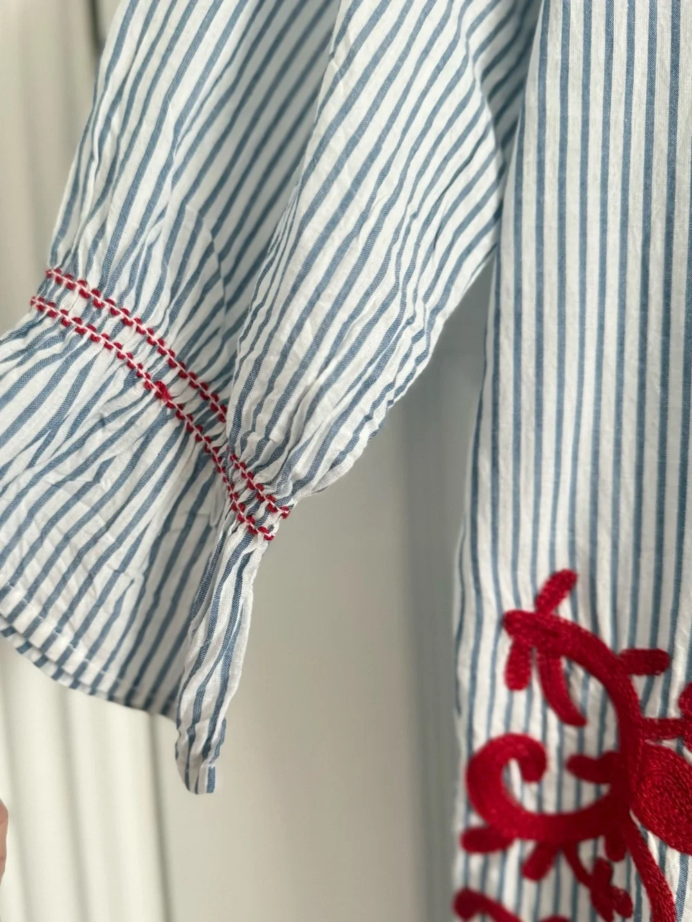 🌻 Westport Striped Top with Red Embroidery Medium - Picture 6 of 8